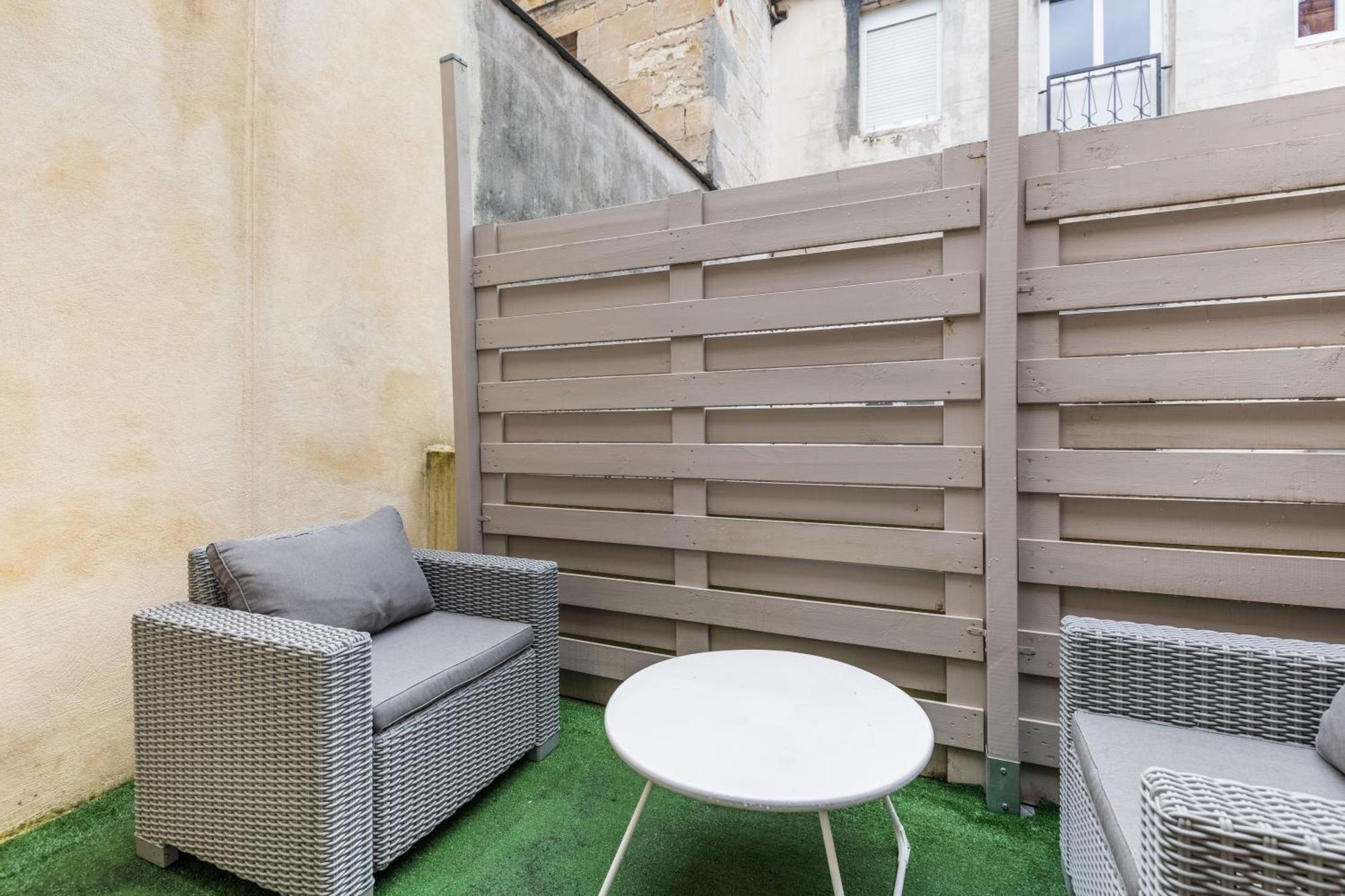 Studio En Duplex-Aircon-Terrasse-Parking-Calme Bordeaux Dış mekan fotoğraf